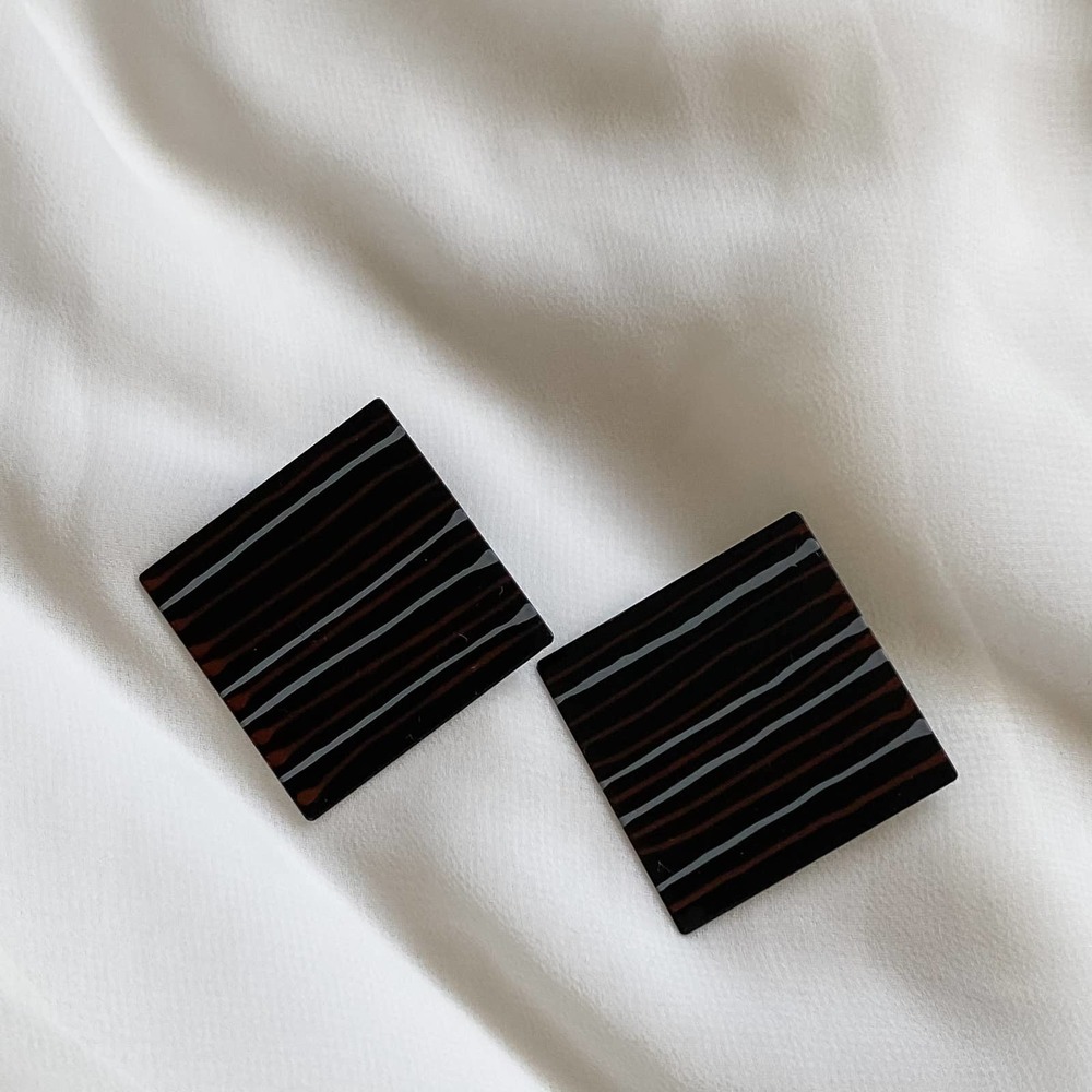 VTG Metal Square Black Striped Earrings
